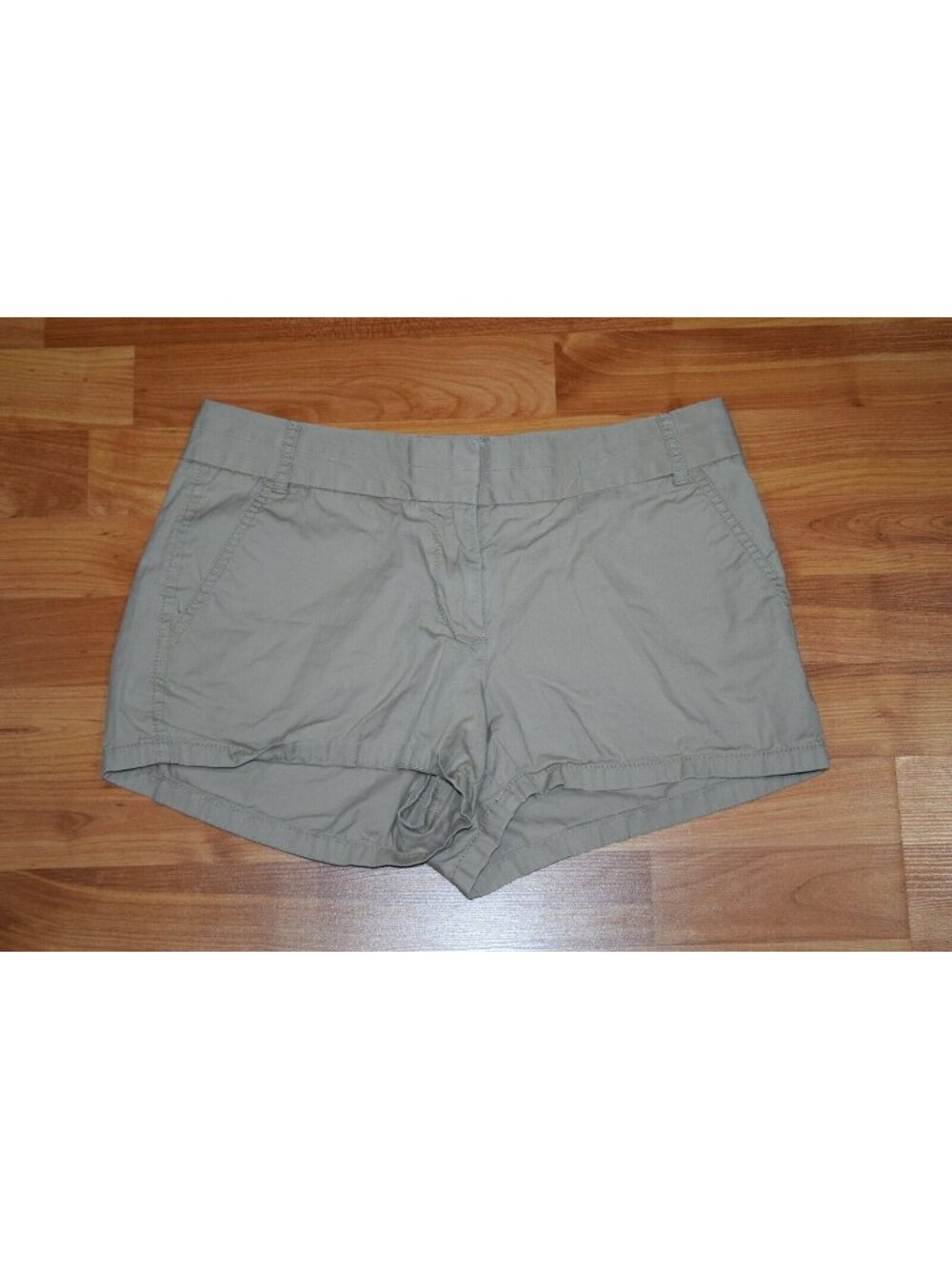 J.Crew Broken-In Chino Women's Sz 6 Khaki Twill  Shorts